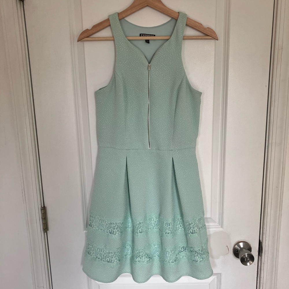 🎉 3/$15 Express Mint Green Sleeveless Dress 4